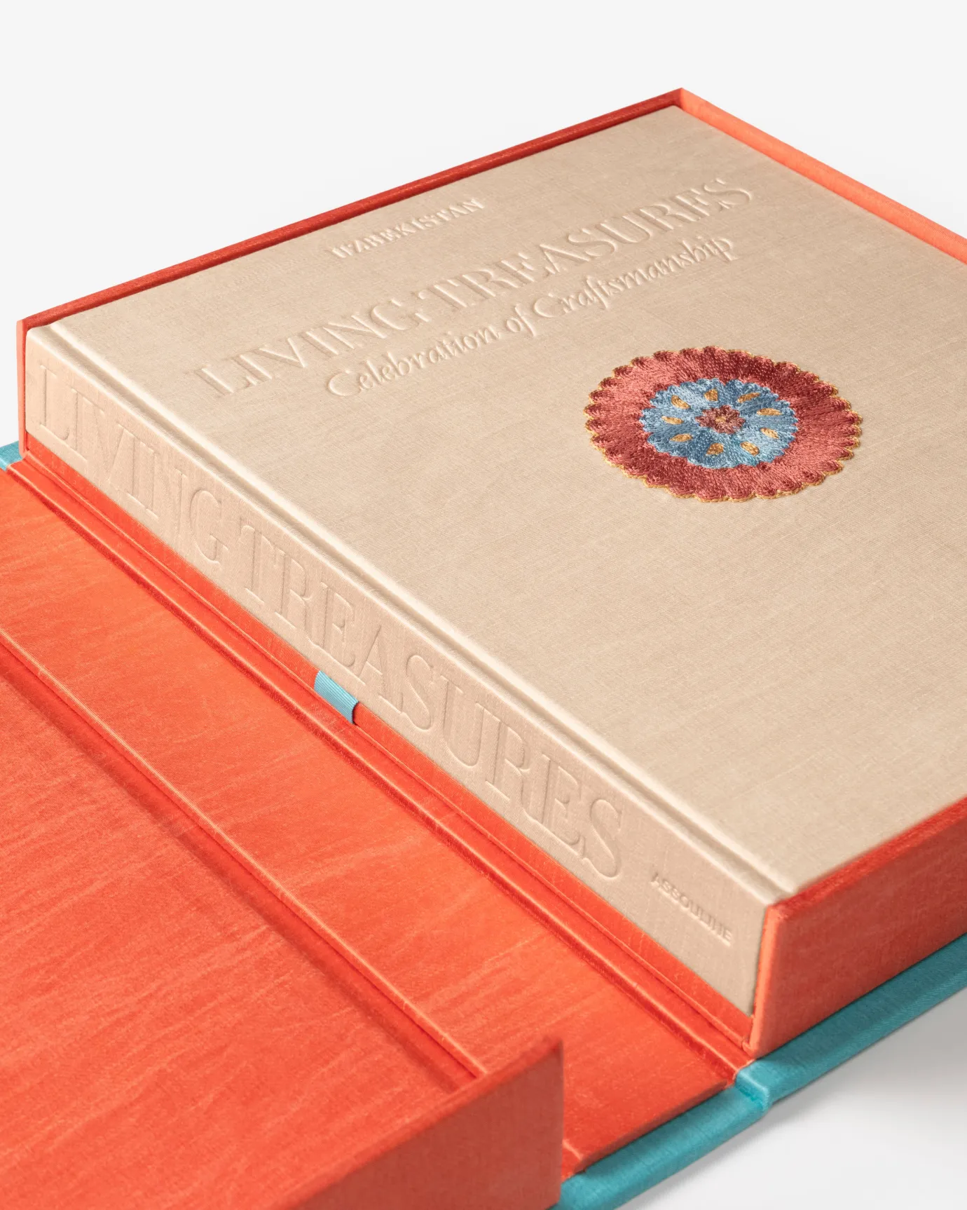 Assouline Oezbekistan Living Treasures: Viering Van Vakmanschap (Speciale Editie) Outlet